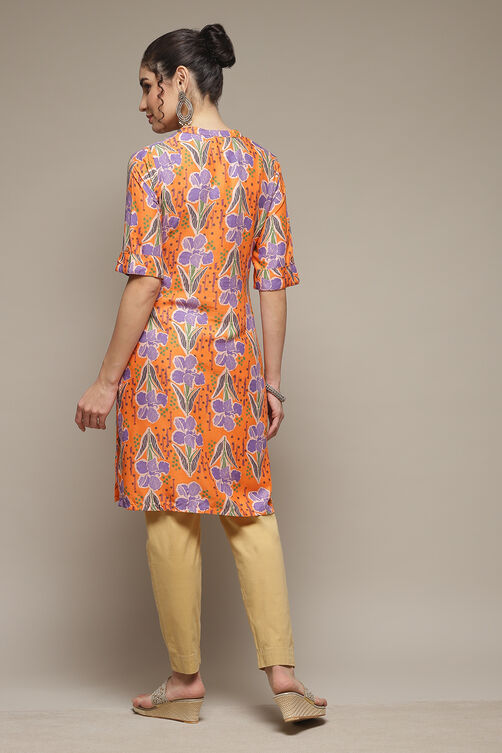 Orange LIVA Straight Kurta image number 4